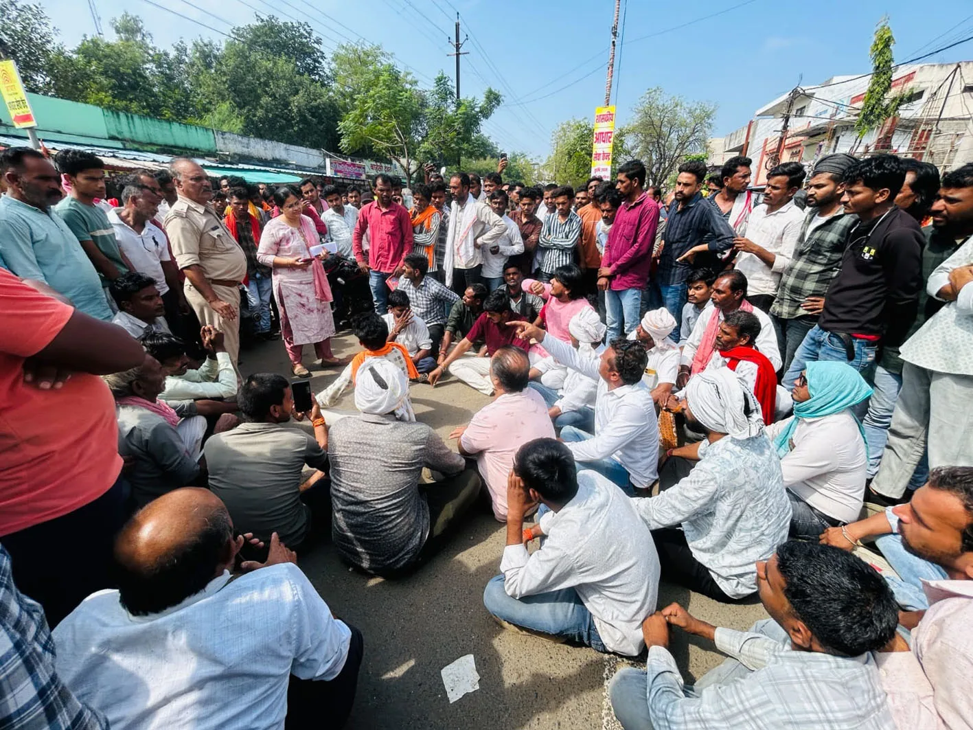 कृषि उपज मंडी खिरकिया में अव्यवस्थाओं का अंबार