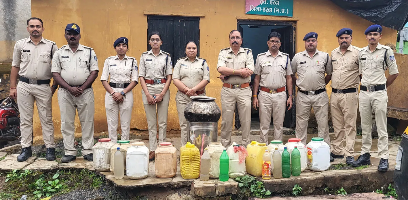75 हजार की अवैध शराब जब्त, 8 प्रकरण बनाए
