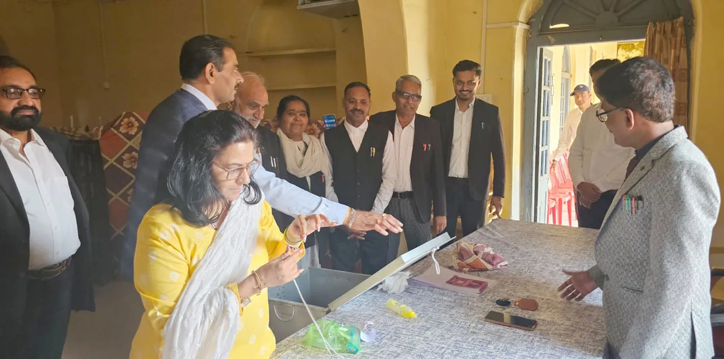 जिला अधिवक्ता संघ के चुनाव संपन्न, ३५० अधिवक्ताओं ने किया मत का प्रयोग