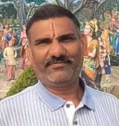 सखी मंडल ने लगाया एक दिवसीय मेला, महिलाओं ने उत्साह से की खरीदारी
