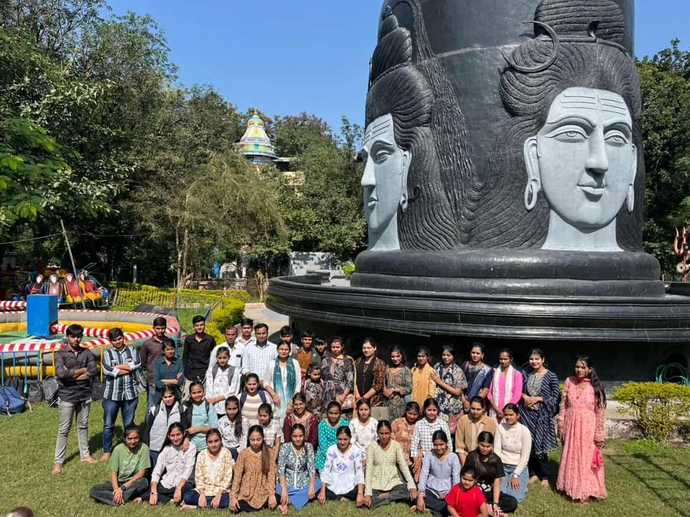 विद्यार्थियों ने शैक्षणिक भ्रमण में जानी भारत की संस्कृति और सभ्यता