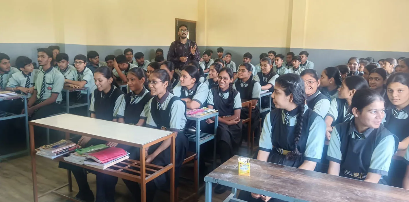 विद्यार्थियों को दी स्वास्थ्य एवं फिटनेस की जानकारी