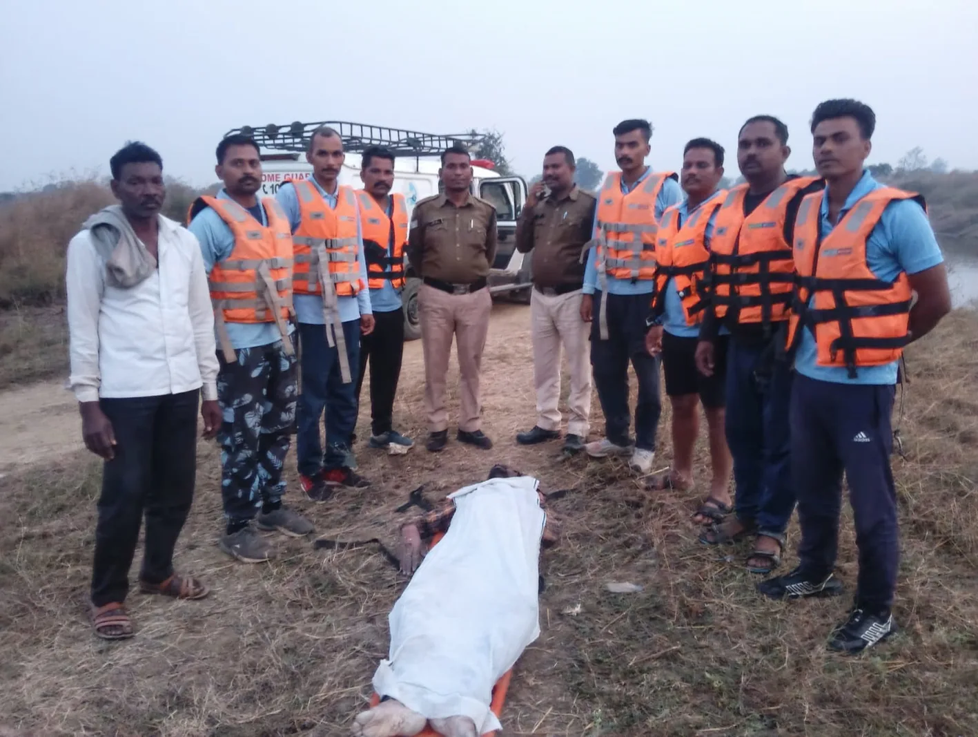 नहर से युवक का शव बरामद, पुलिस ने शुरू की जांच