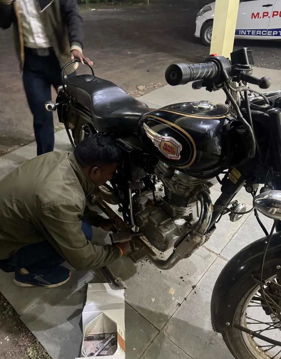 शहर में मॉडिफाइड सायलेंसर पर कार्रवाई