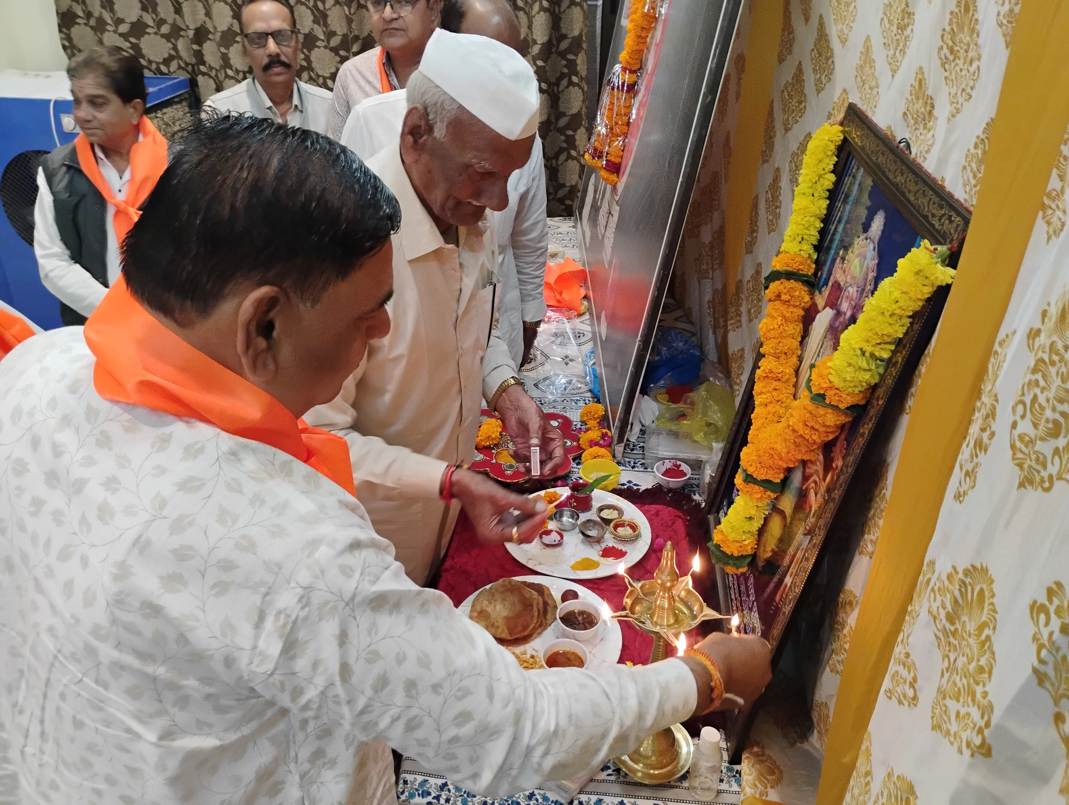 अन्नकूट महोत्सव एवं दीपावली मिलन समारोह संपन्न