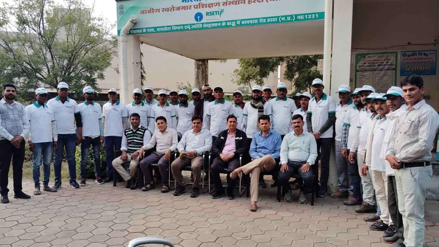 राजमिस्त्री का 30 दिवसीय प्रशिक्षण प्रारंभ