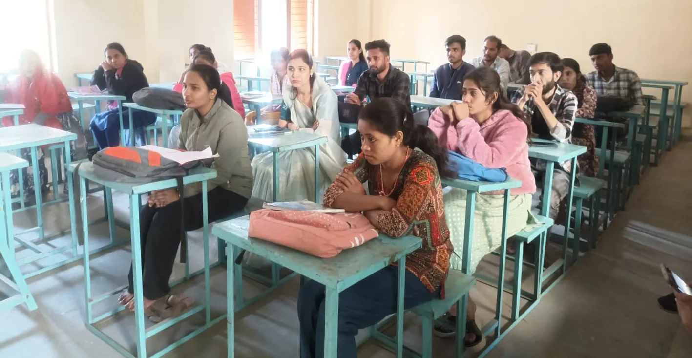 गीता ज्ञान आज के समय में जीवन जीने की कला : नीरज प्रभु