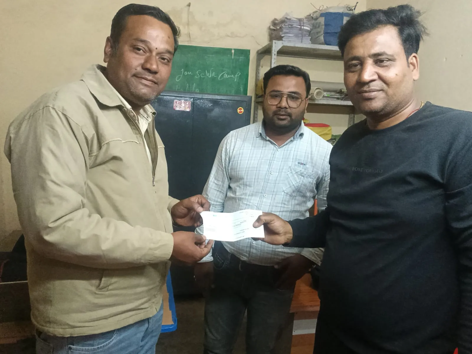 कृषक ने लौटाए रुपए, दिया ईमानदारी का परिचय