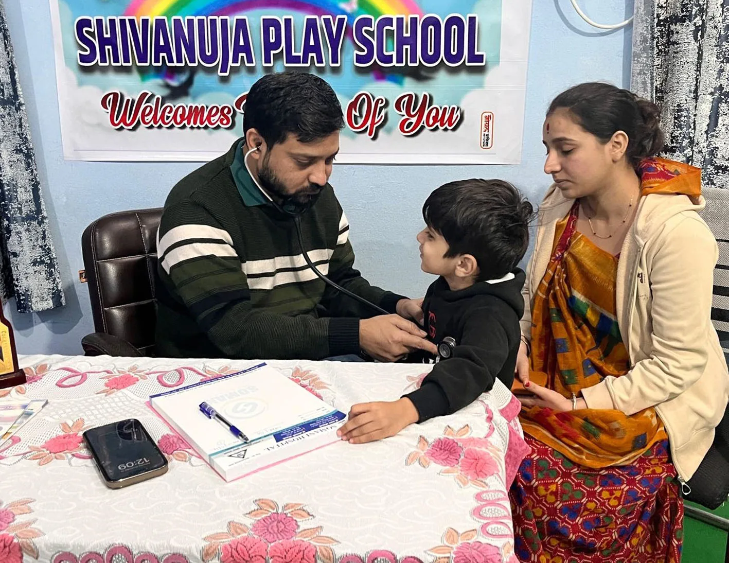 शिवानुजा प्ले स्कूल में नि:शुल्क स्वास्थ्य जांच शिविर