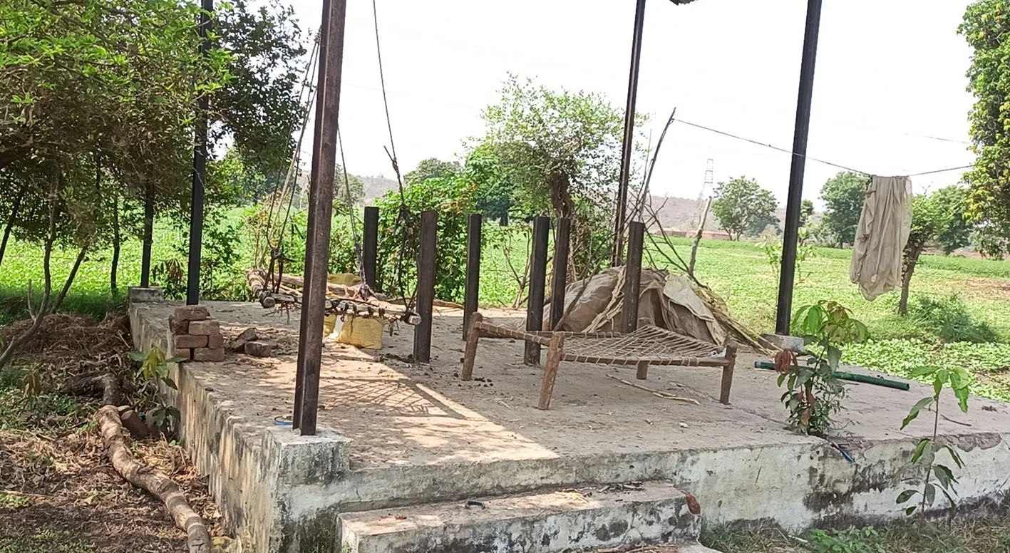 ग्रामीण क्षेत्रों में दाह संस्कार हेतु बनी भूमि पर अतिक्रमण