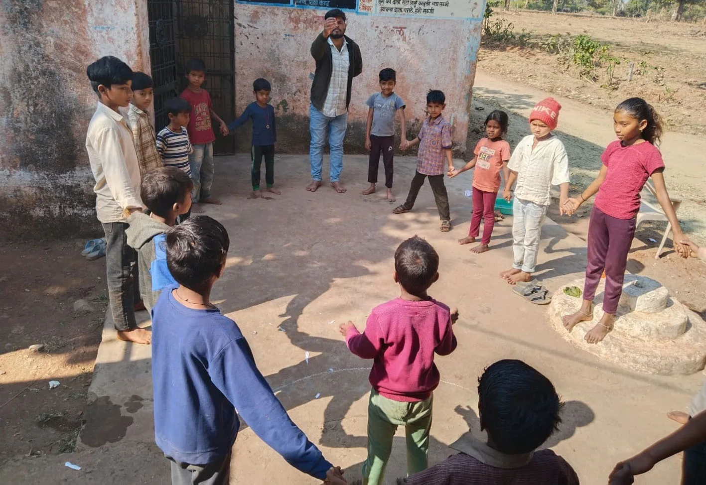 खेल-खेल में सीख रहे बच्चें