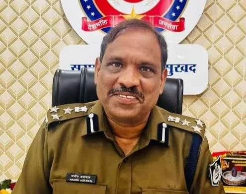 डीआईजी मनीष अग्रवाल सहित आठ लोगों को मिला डीजी ब्रांज डिस्क अवार्ड 
