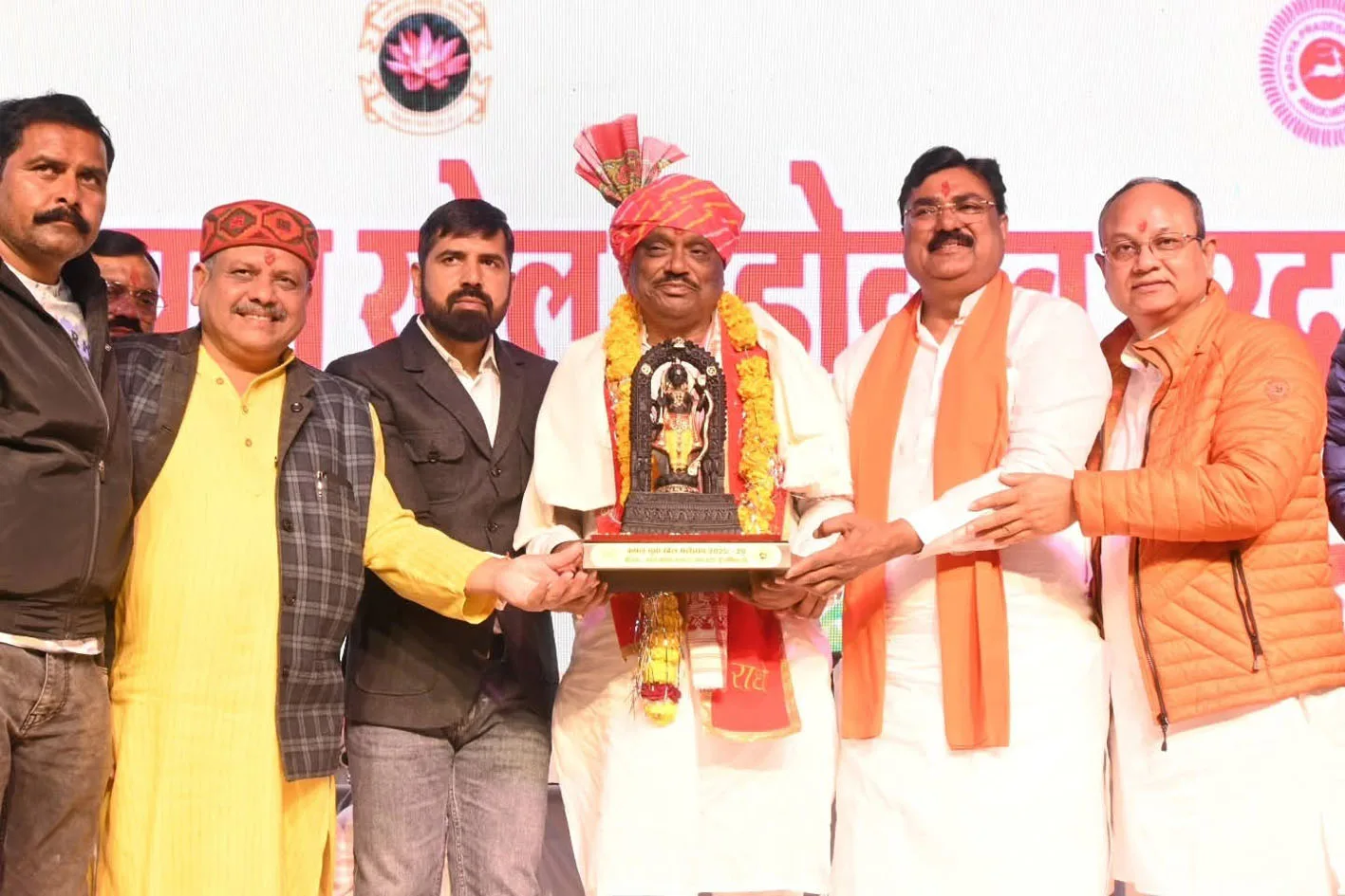 प्रदेश में खिलाड़ियों को उपलब्ध कराई जा रही हर संभव सुविधाएं : केन्द्रीय मंत्री उइके