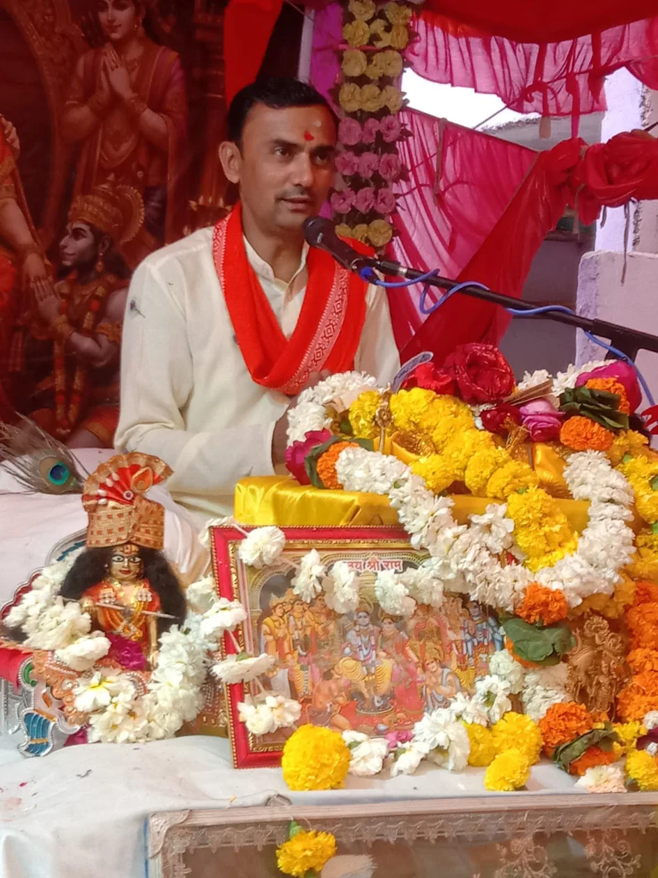 श्रीराम कथा का चतुर्थ दिवस, भगवान श्रीराम का जन्मोत्सव धूमधाम से मनाया  