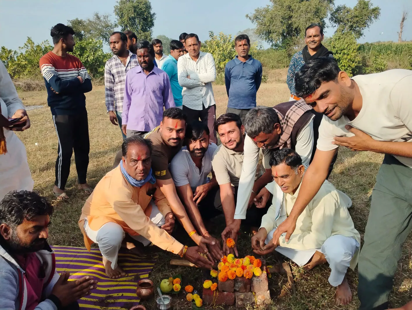 झाड़पा में गुर्जर मांगलिक भवन का किया भूमिपूजन