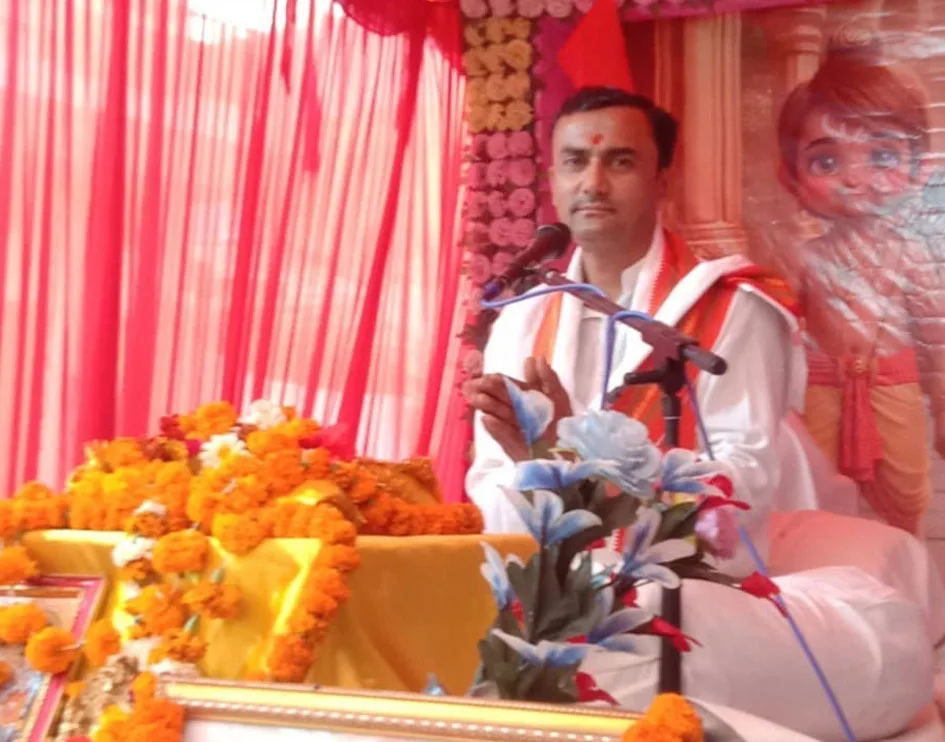 जो अपनी इच्छाओं को जीत लेता है, वही ईश्वर के निकट पहुंचता है : पं. विद्याधर  
