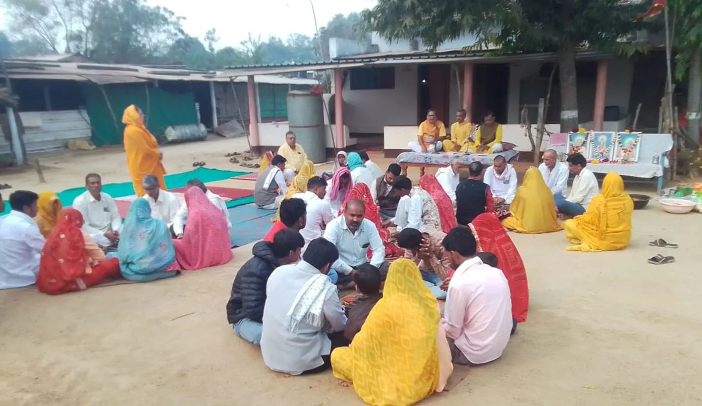 ग्राम चौकी में हुआ गायत्री पंचकुंडी  यज्ञ