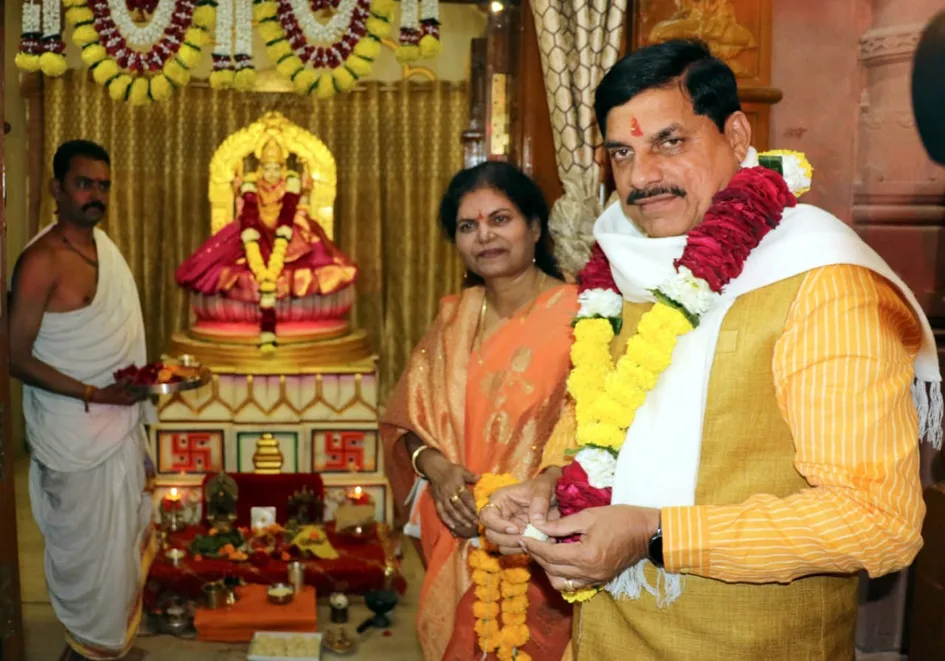 मुख्यमंत्री मोहन यादव ने मोरटक्का में राजराजेश्वरी मंदिर में की पूजा-अर्चना