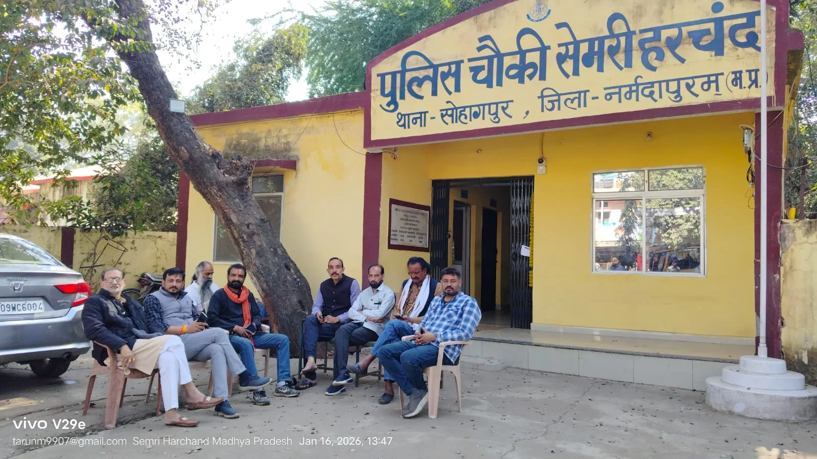 मुख्यमंत्री के माखन नगर आगमन से पहले कांग्रेसियों को पुलिस ने हिरासत में लिया
