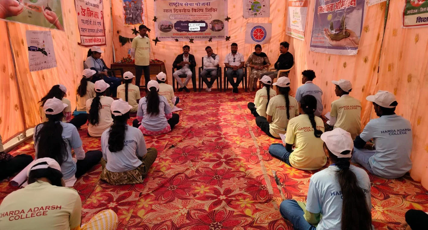स्वच्छता अपनाकर ही संभव है स्वस्थ जीवन : भदौरिया