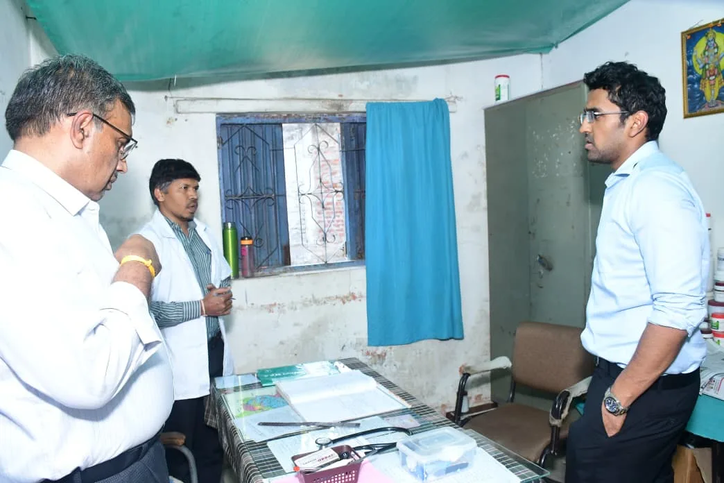 कलेक्टर ने आंगनवाड़ी का किया निरीक्षण