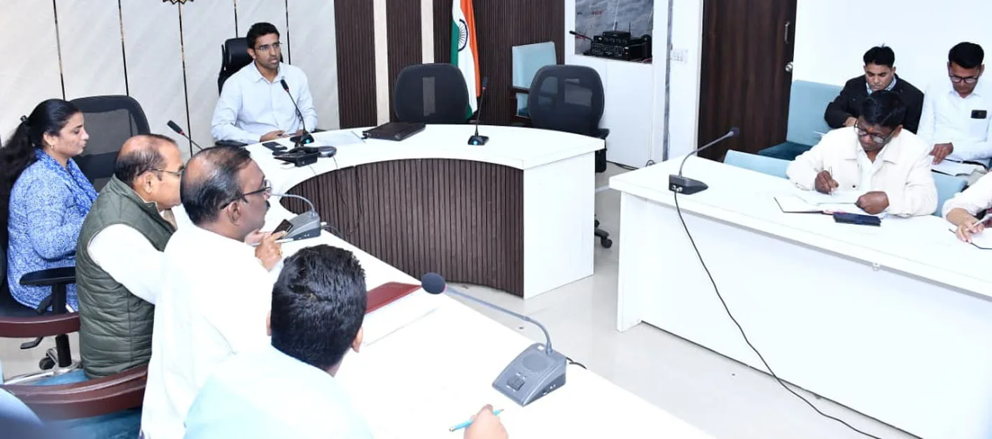 नेटवर्क विहीन क्षेत्रों के शिक्षकों को ई-अटेंडेंस से मुक्त रख वेतन भुगतान करें