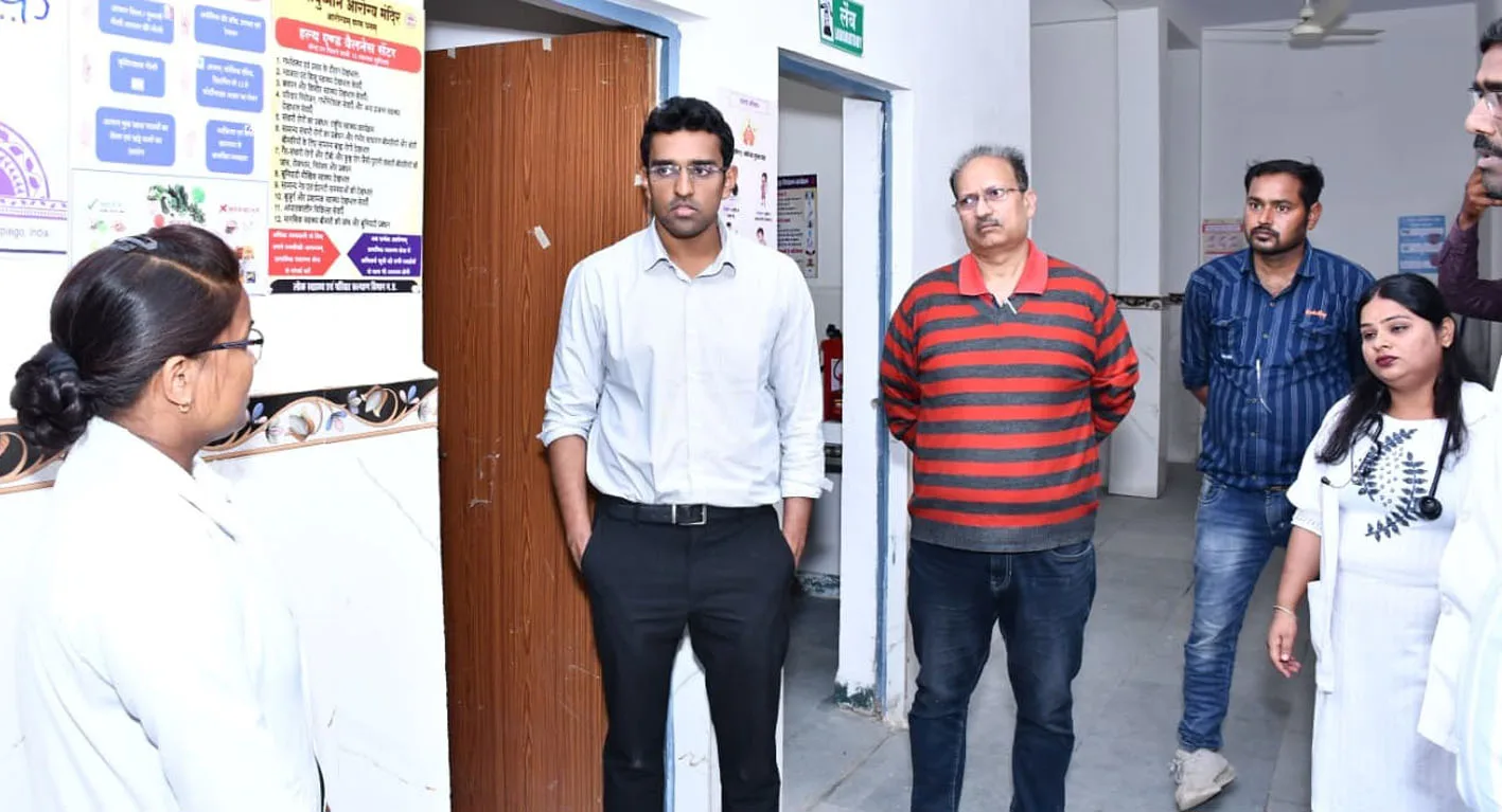 कलेक्टर ने मुख्यमंत्री संजीवनी क्लीनिक का किया निरीक्षण