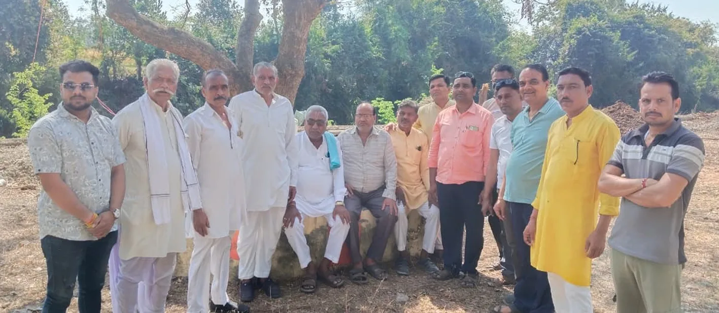 मुक्तिधाम में निर्माण कार्य का निरीक्षण, गुणवत्ता पर दिया विशेष जोर
