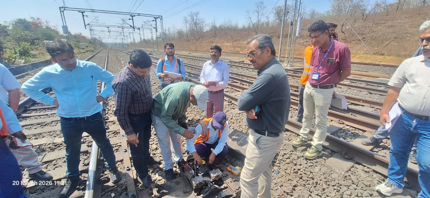 डीआरएम ने बरखेड़ा, चौका, मिडघाट एवं बुधनी स्टेशनों का किया संरक्षा निरीक्षण