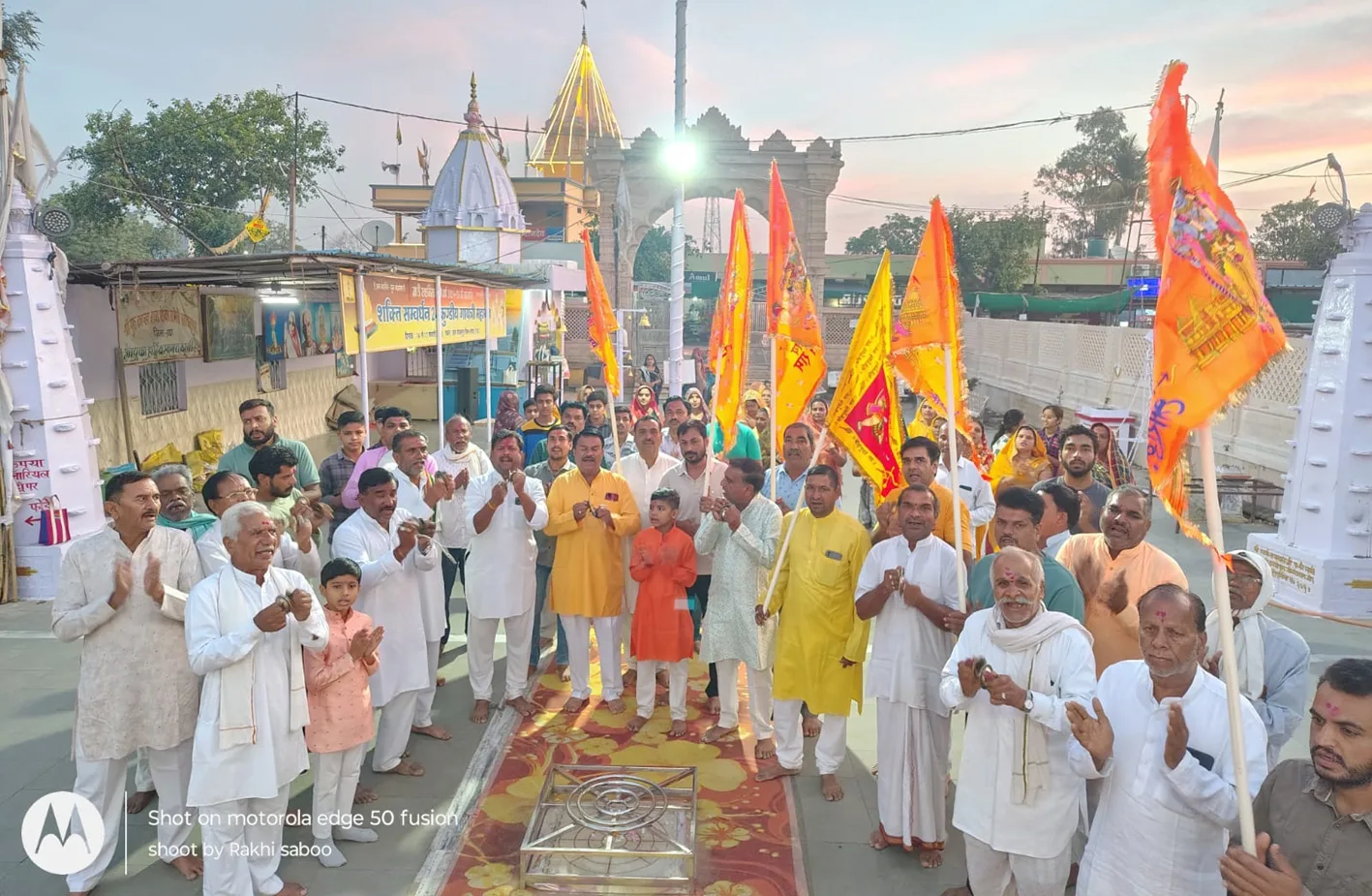 राम जन्मोत्सव पर निकली शोभायात्रा, राम नाम से गूंजी गलियां
