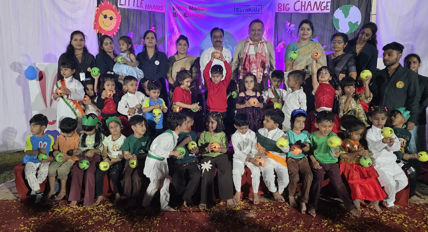 ‘यूरो किड्सÓ  प्ले स्कूल में वार्षिक उत्सव का भव्य आयोजन