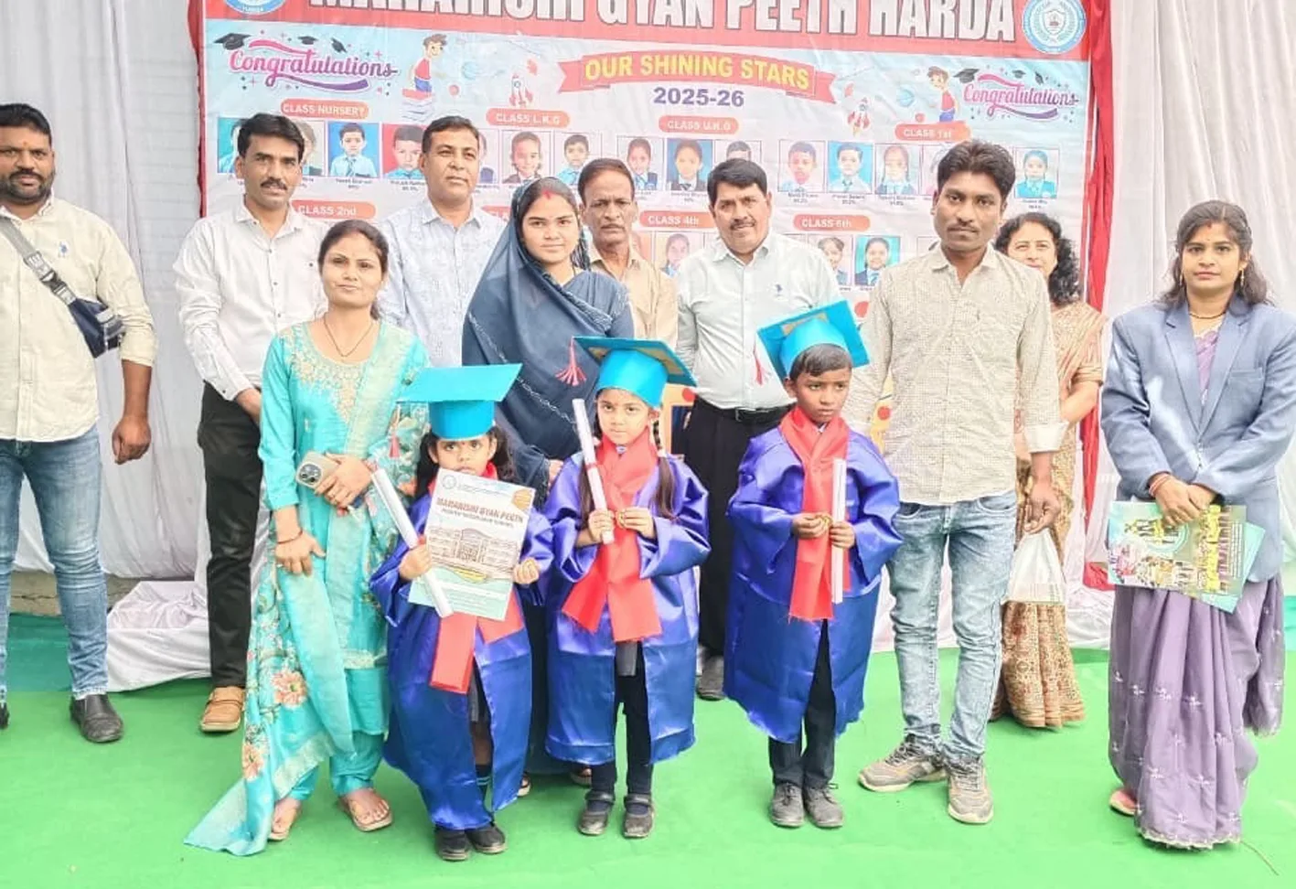 महर्षि ज्ञानपीठ हरदा में वार्षिक परीक्षा परिणाम एवं ग्रेजुएशन सेरेमनी संपन्न