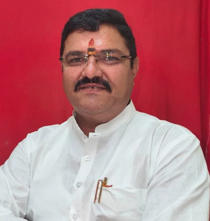 छीपाबड़ क्षेत्र में आगजनी से प्रभावित किसानों को राहत व बीमा क्लेम देने की मांग