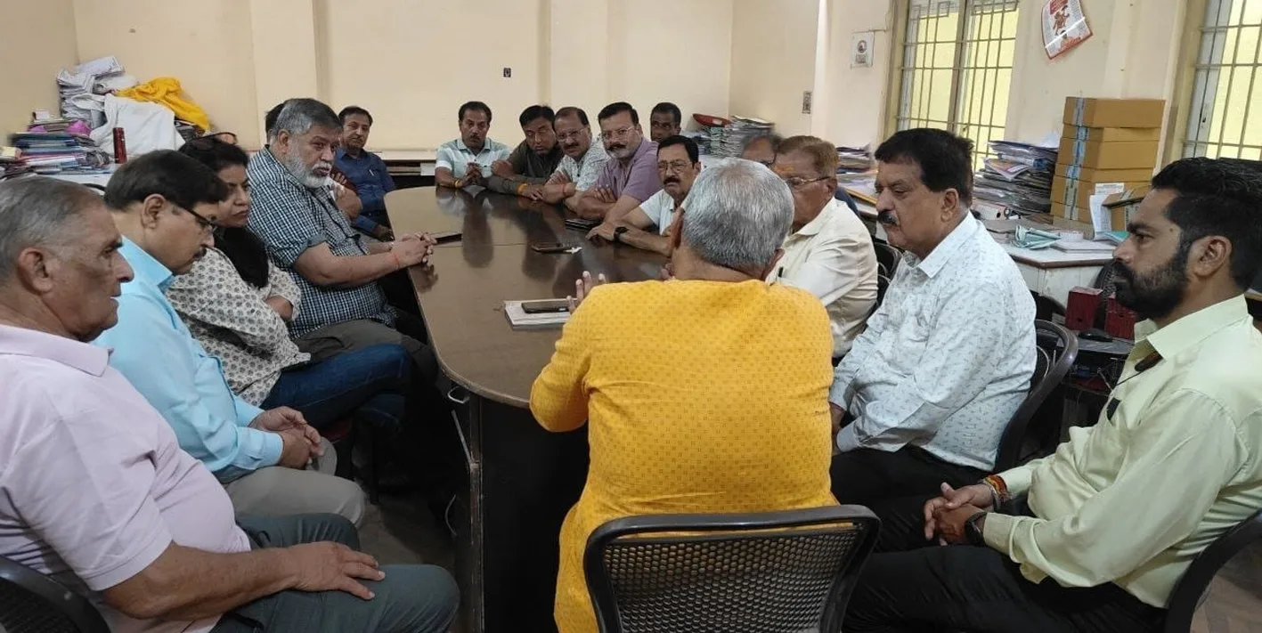 बैरागढ़ भोपाल  में राष्ट्र और धर्म पर संगोष्ठी में संपन्न