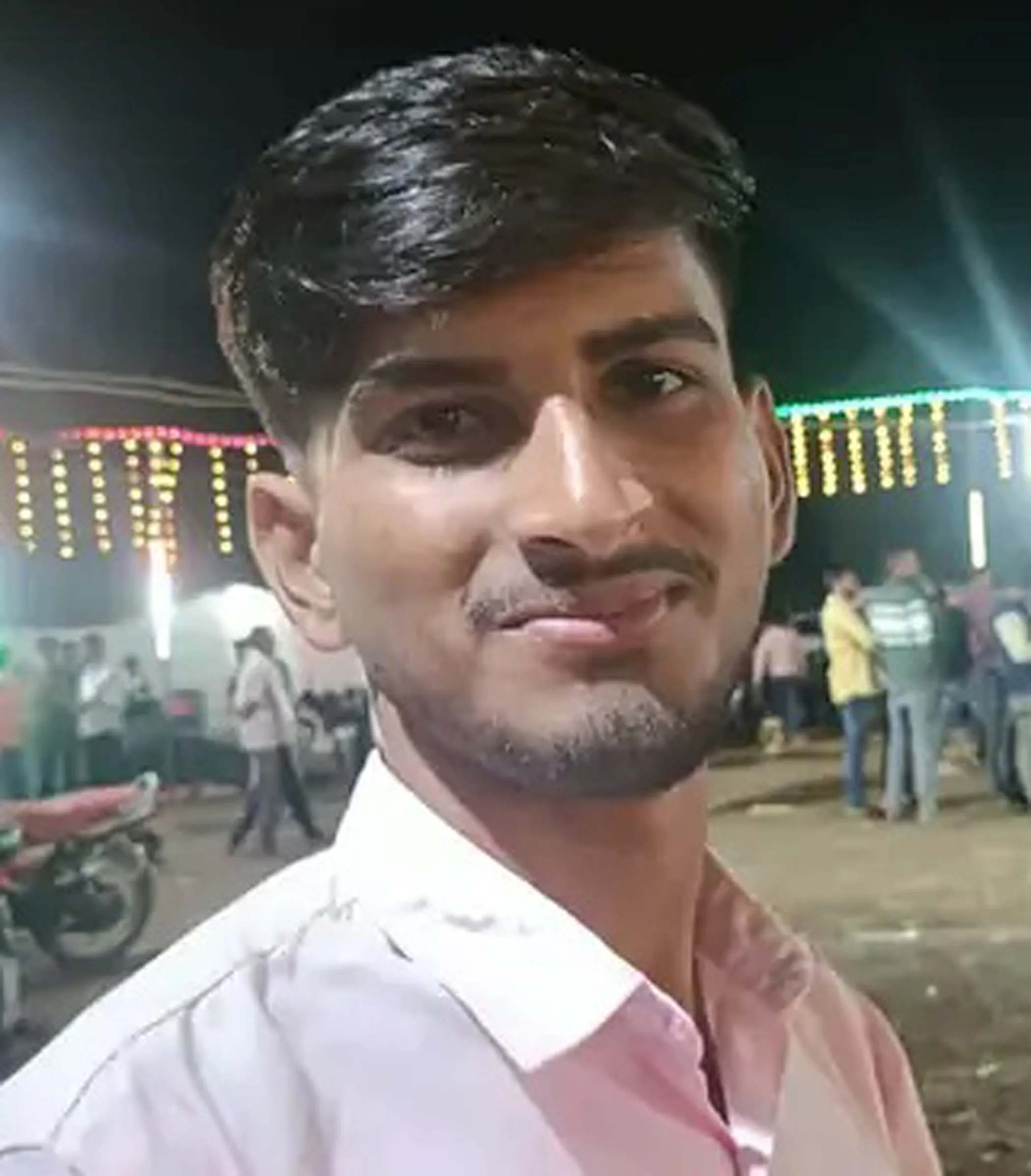 युवक ने फांसी लगाकर की आत्महत्या