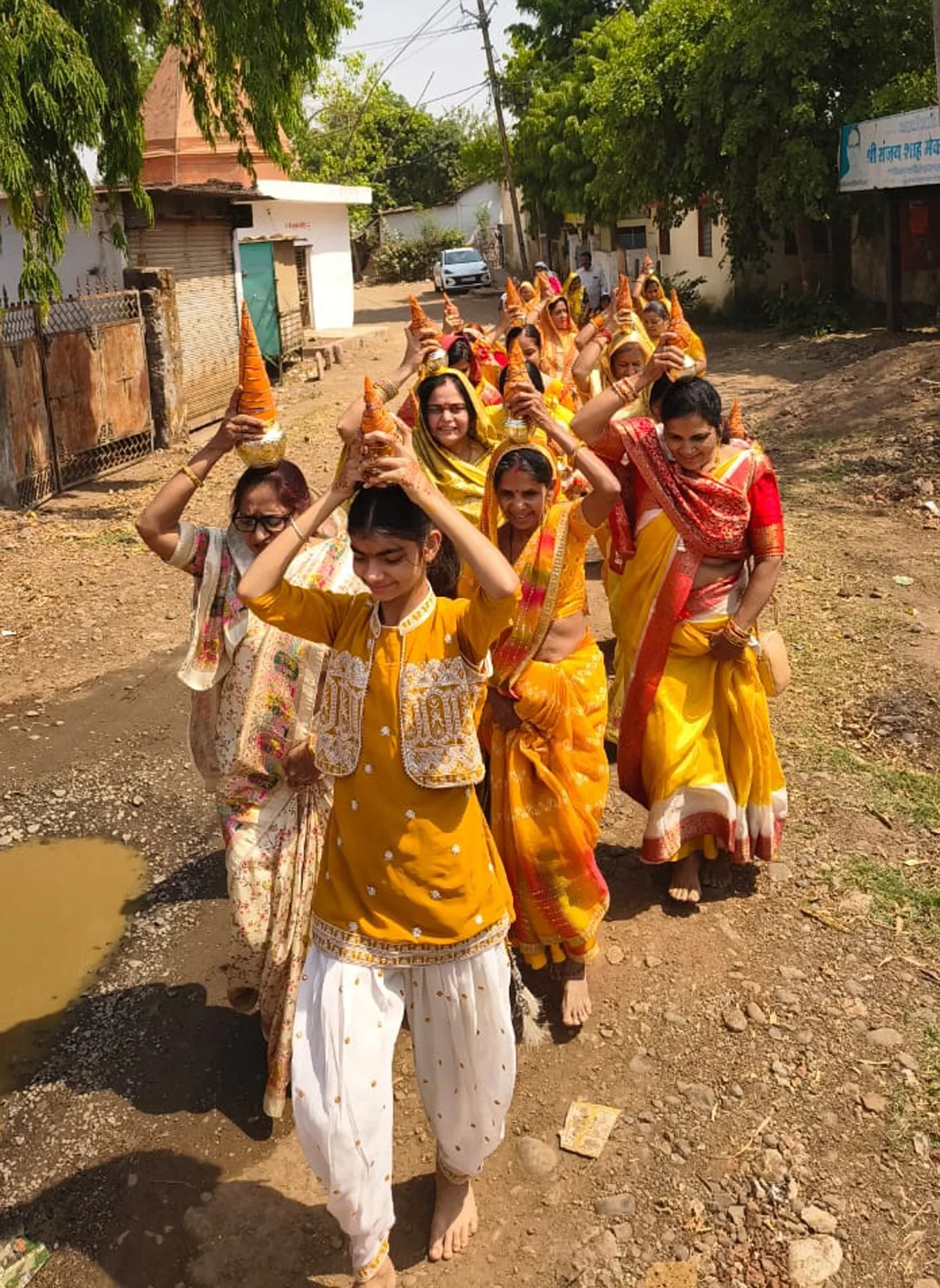 भादूगांव में वेदी प्रतिष्ठा महोत्सव का शुभारंभ