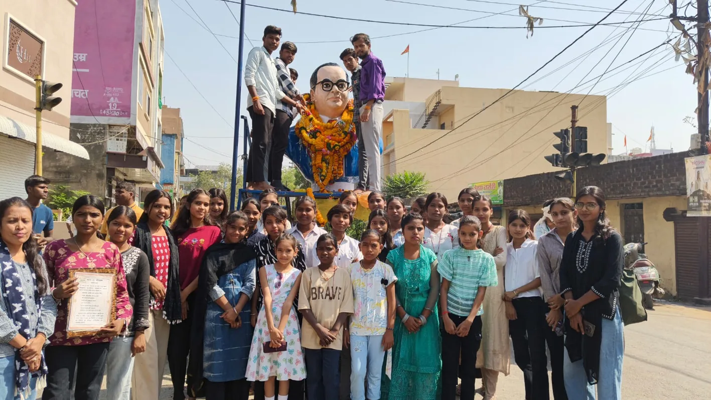 युवाओं की पहल से जागा जनचेतना का प्रकाश