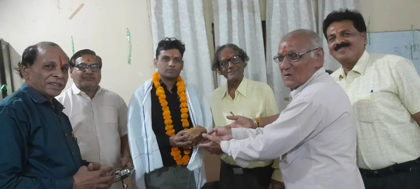 लेखक संघ की मासिक गोष्ठी में आशा ताई को दी श्रद्धांजलि