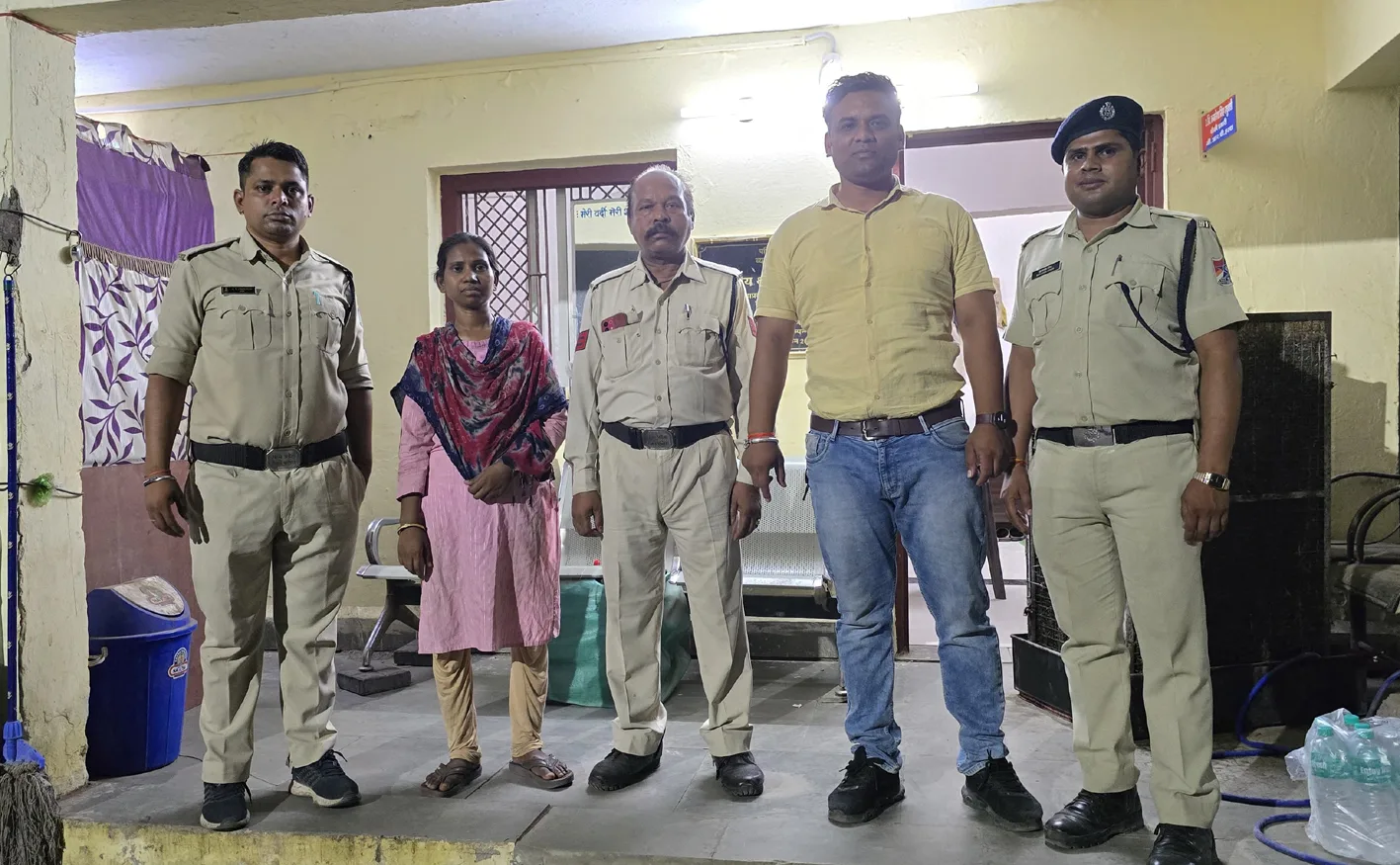 हरदा जीआरपी की बड़ी सफलता, बिछड़ी दो मासूम बेटियों को मां से मिलाया