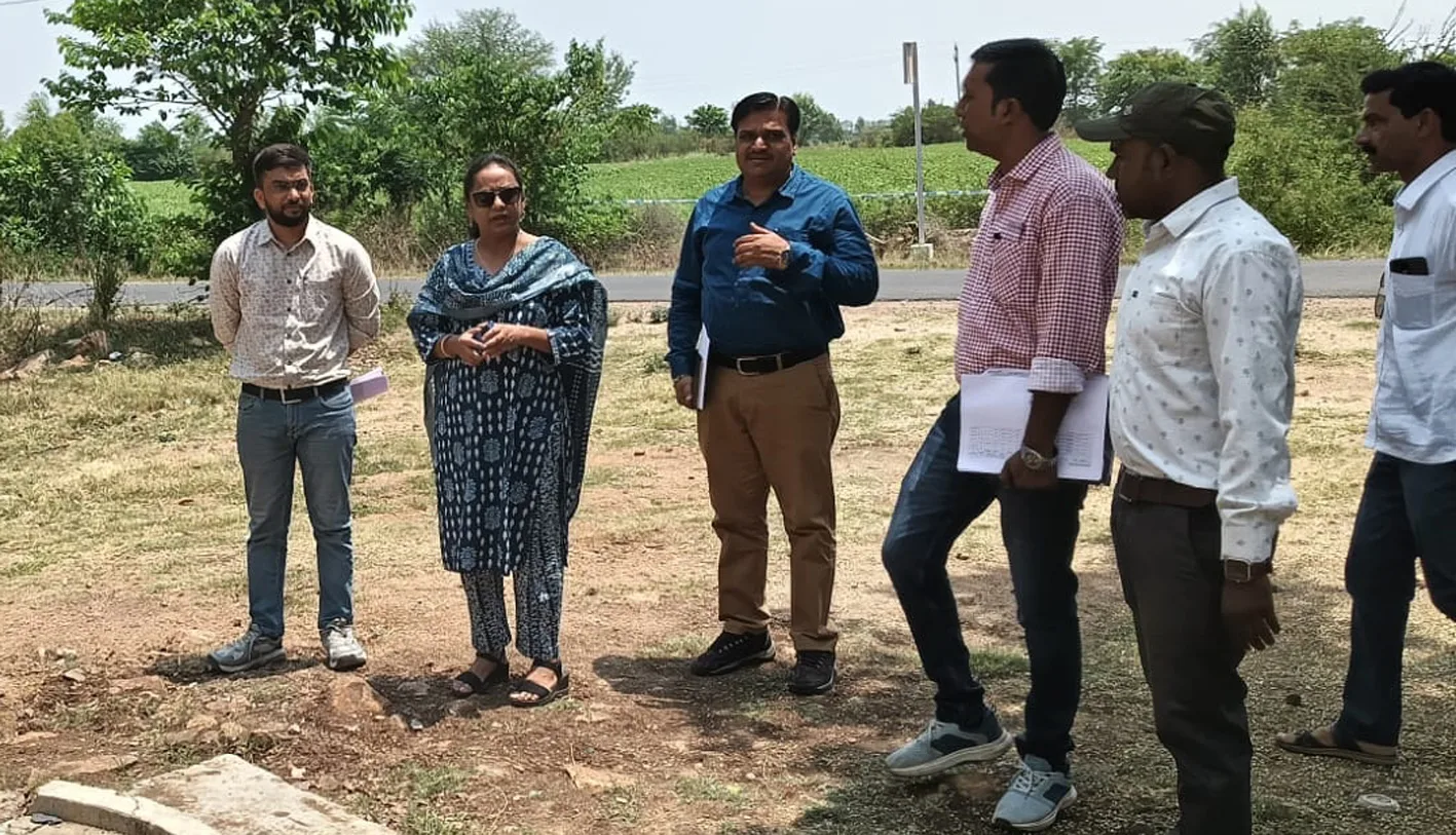 जिपं सीईओ ने किया ग्राम पंचायतों का सघन दौरा
