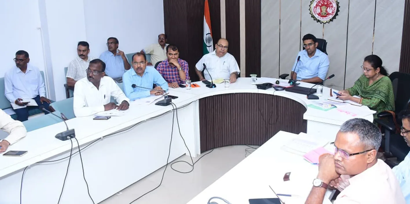 किसानों को उर्वरक के अग्रिम उठाव के लिए प्रेरित करें