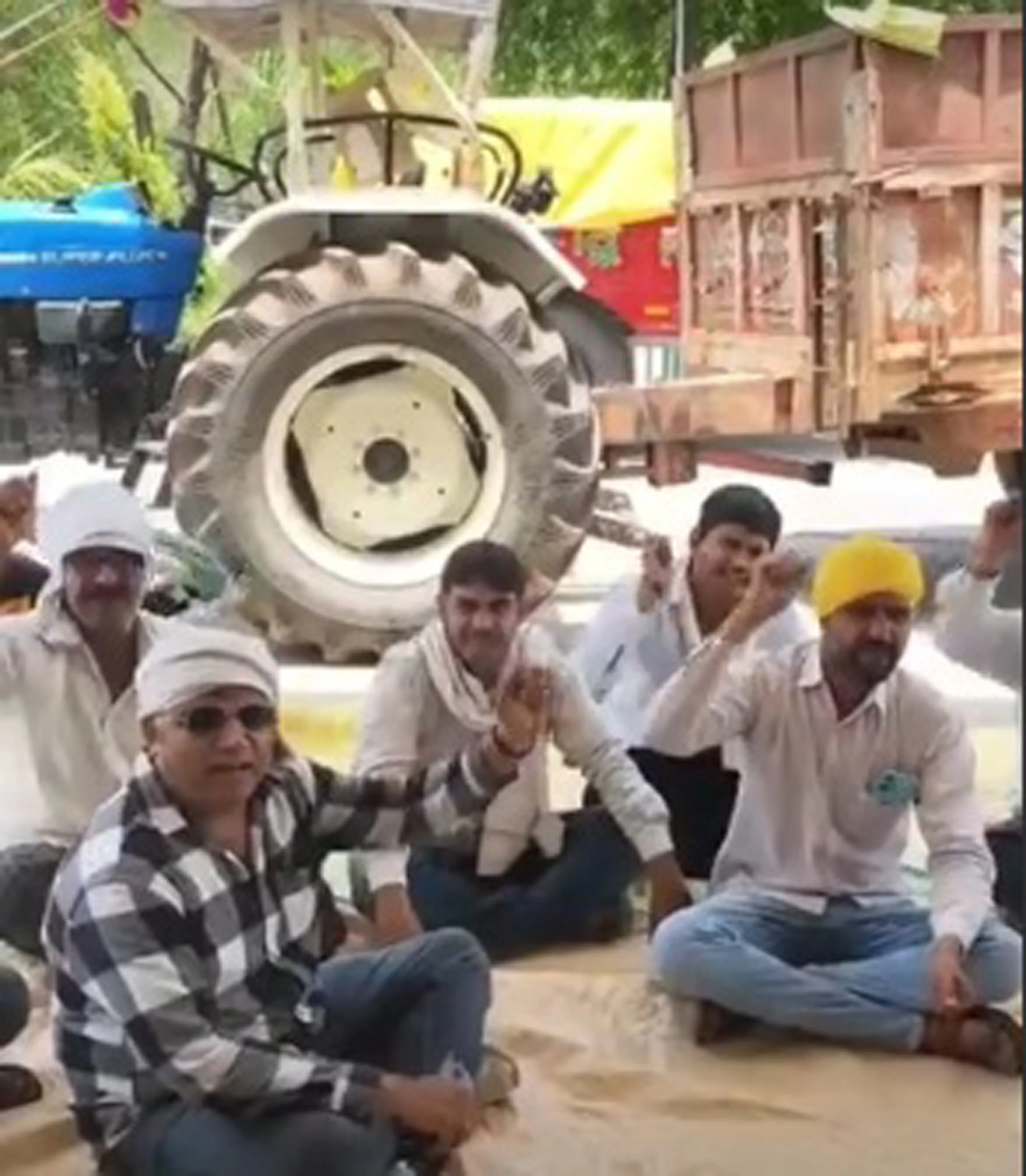 पूर्व मंत्री के भाई का नहीं बिका समर्थन मूल्य पर गेहूं
