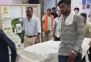तेज रफ्तार रेत से भरी ट्रैक्टर-ट्रॉली की टक्कर से युवक की मौत