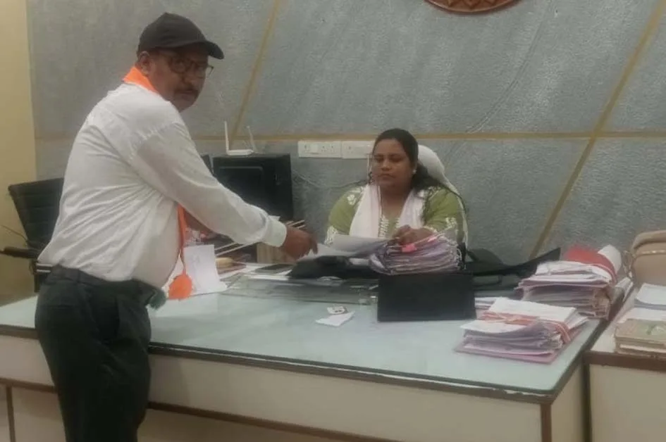 भू-अधिकार प्रमाण पत्र जारी करने डीएफओ को लिखा पत्र