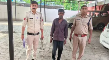 पत्नी की हत्या के आरोप में पति गिरफ्तार, तीन मासूम बच्चे हुए बेसहारा