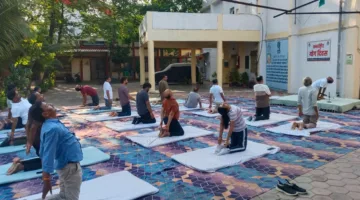 न्यायालय परिसर एवं जिला जेल में योग शिविर आयोजित