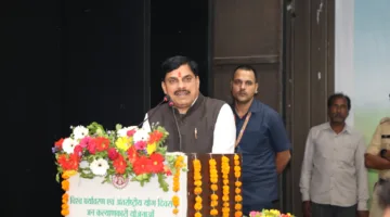 सीएम डॉ. मोहन का प्राकृतिक खेती पर जोर, कहा- कीटनाशक-रासायनिक खाद नुकसानदेह
