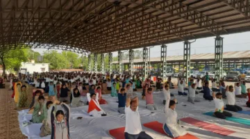 जिला कृषि मंडी परिसर में धूमधाम से मनाया गया अंतर्राष्ट्रीय योग दिवस