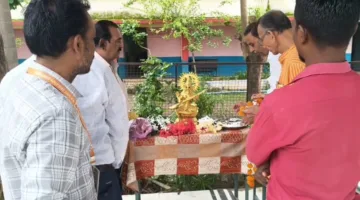 सरस्वती विद्या मंदिर में श्रद्धा के साथ मनाई गुरु पूर्णिमा, गुरु-शिष्य परंपरा का महत्व बताया