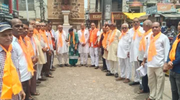 मिलावटखोरों के खिलाफ ग्राहक पंचायत की जागरूकता रैली, सौंपा ज्ञापन